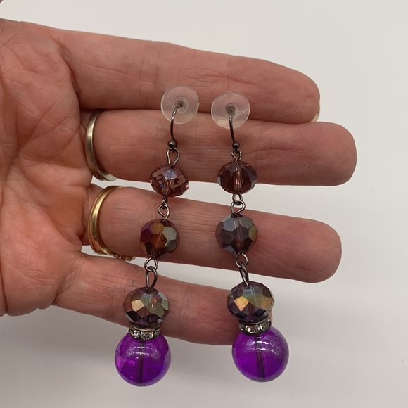 Purple Glass Bead Dangle Earrings - Picture 5 of 6
